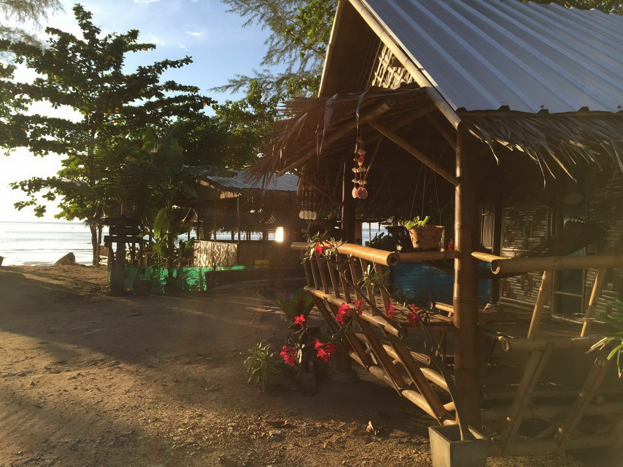 Rann Chalet Beach Side Ko Lanta Exterior foto